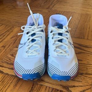 Women’s Nike Pegasus Trail 4 Gortex Shoes W8.5